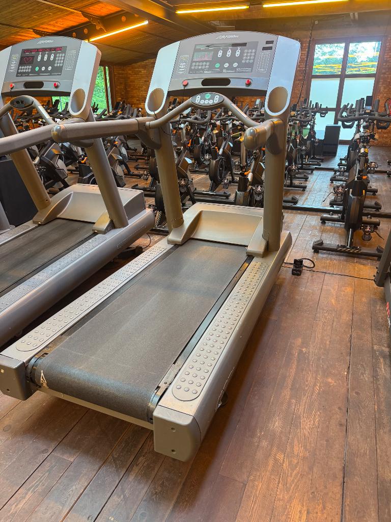 Loopband Life fitness, Sport en Fitness, Ophalen, Gebruikt, Loopband