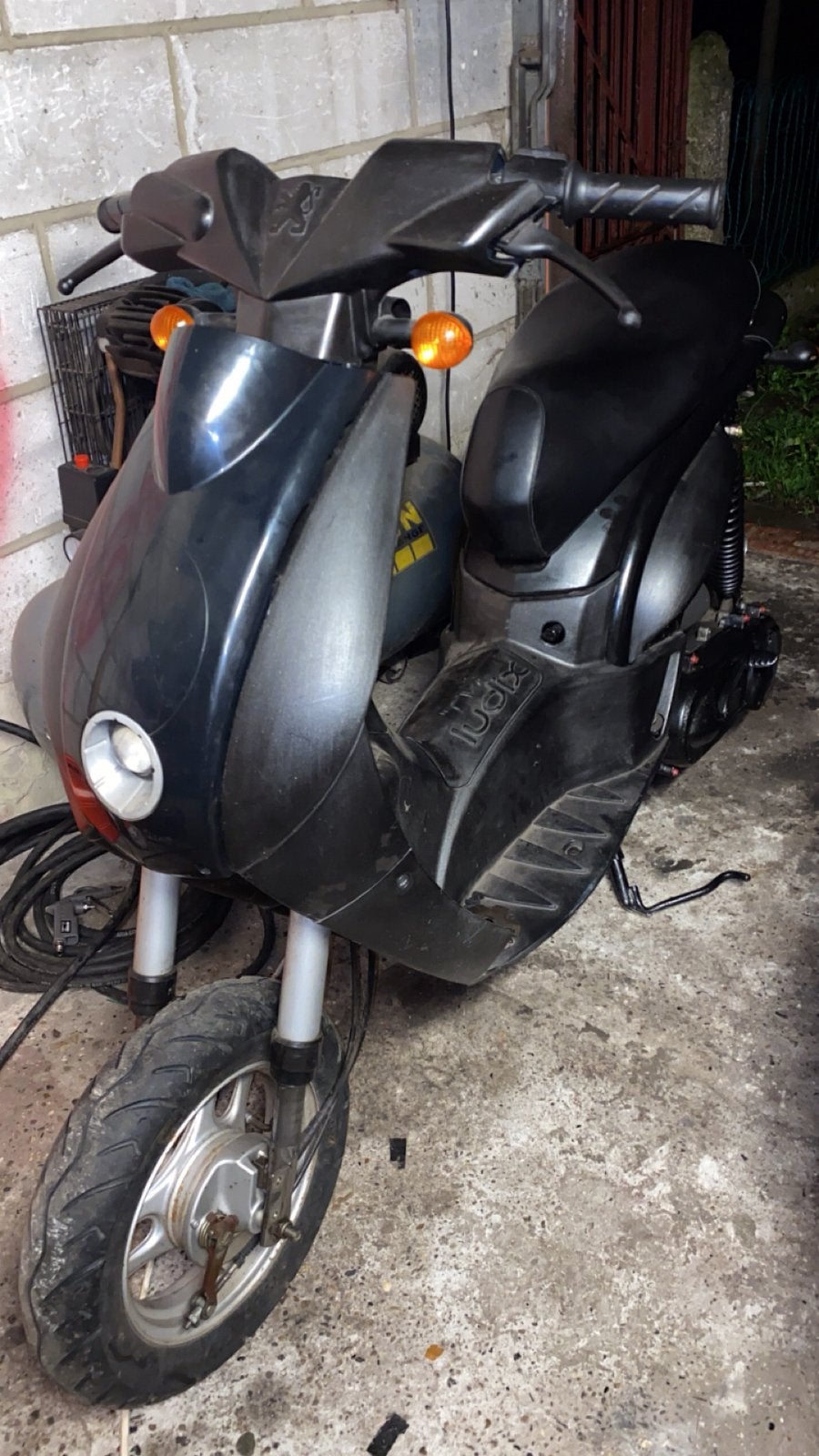 Peugeot ludix b klasse, Vélos & Vélomoteurs, Comme neuf, Classe B (45 km/h), Enlèvement, Deux-temps