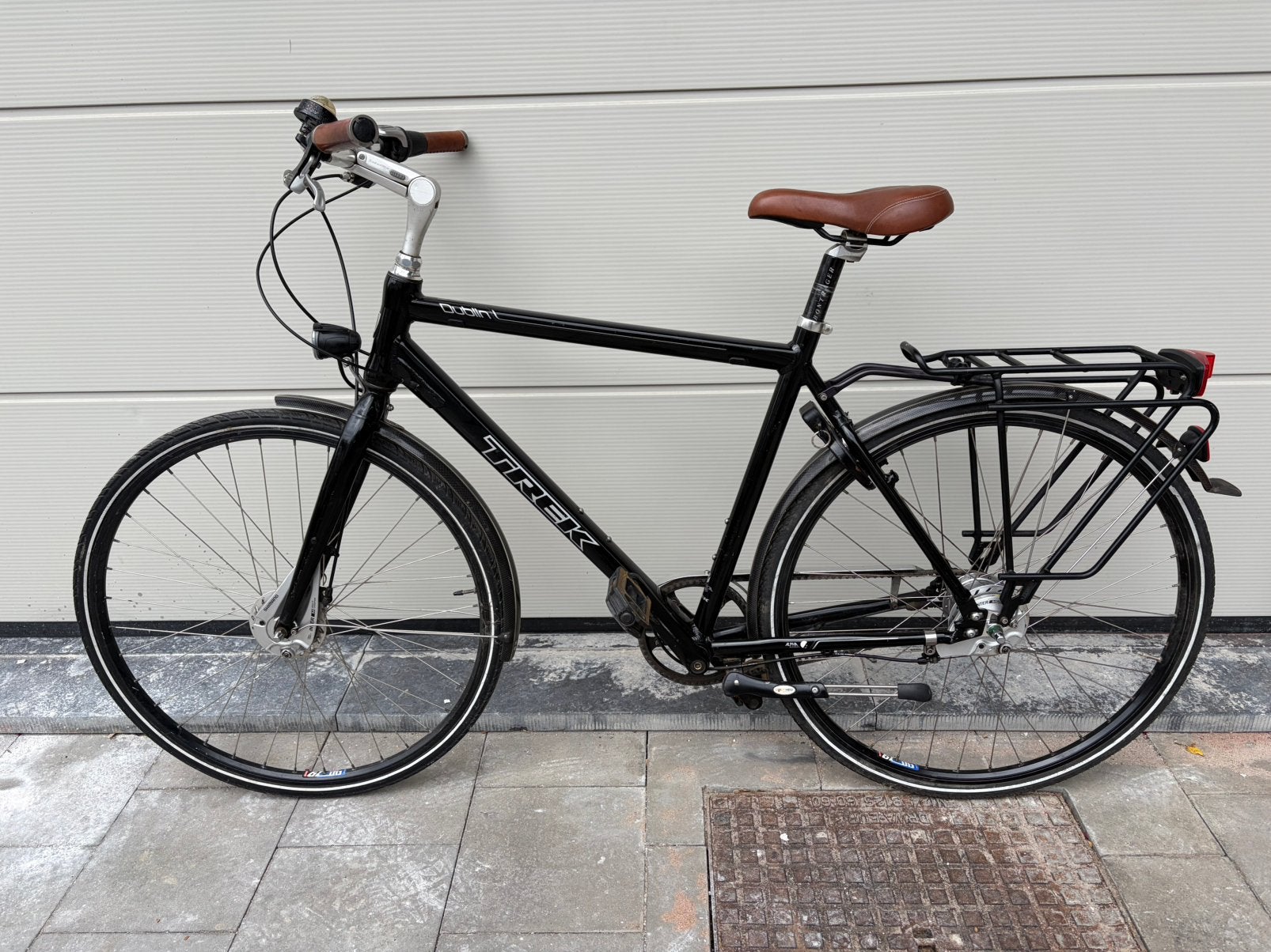 Trek naar Dublin, Ophalen, Zo goed als nieuw, Versnellingen