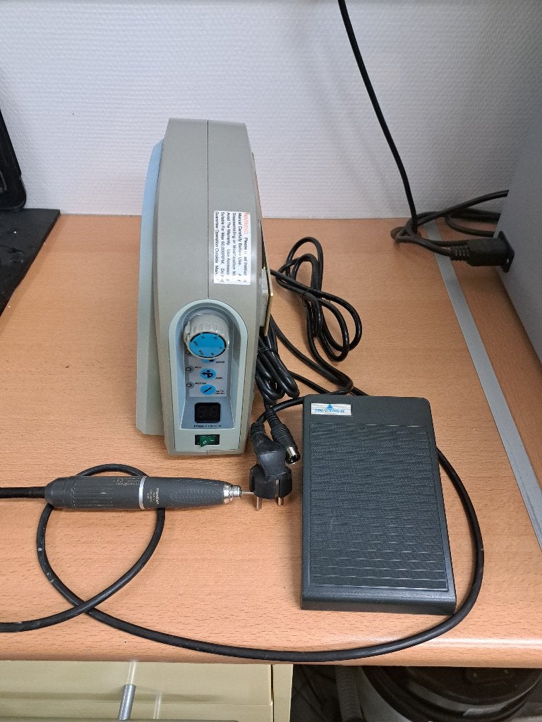 Micromoteur Fino vitesse. Laboratoire dentaire, Enlèvement ou Envoi