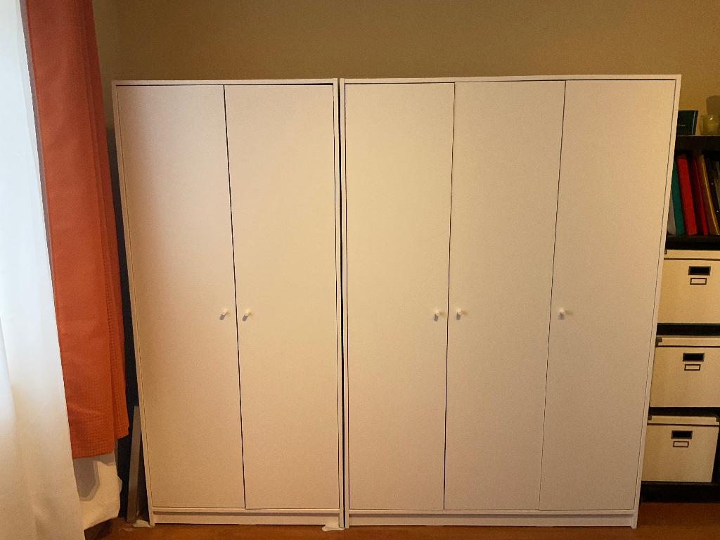 2 Kleerkasten 3+2 deuren, Witt., Huis en Inrichting, Kasten | Kleerkasten, Ophalen, Gebruikt, 100 tot 150 cm, 150 tot 200 cm