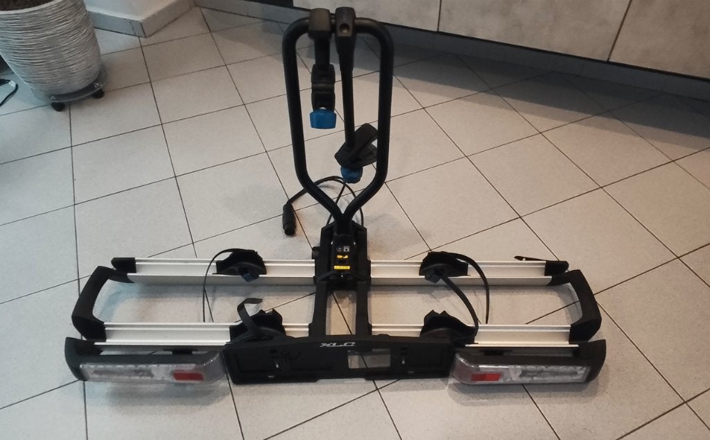 porte vélo XLC VC-C09 Azura Easy Led, Support d'attelage, 2 vélos, Comme neuf, Vélo électrique