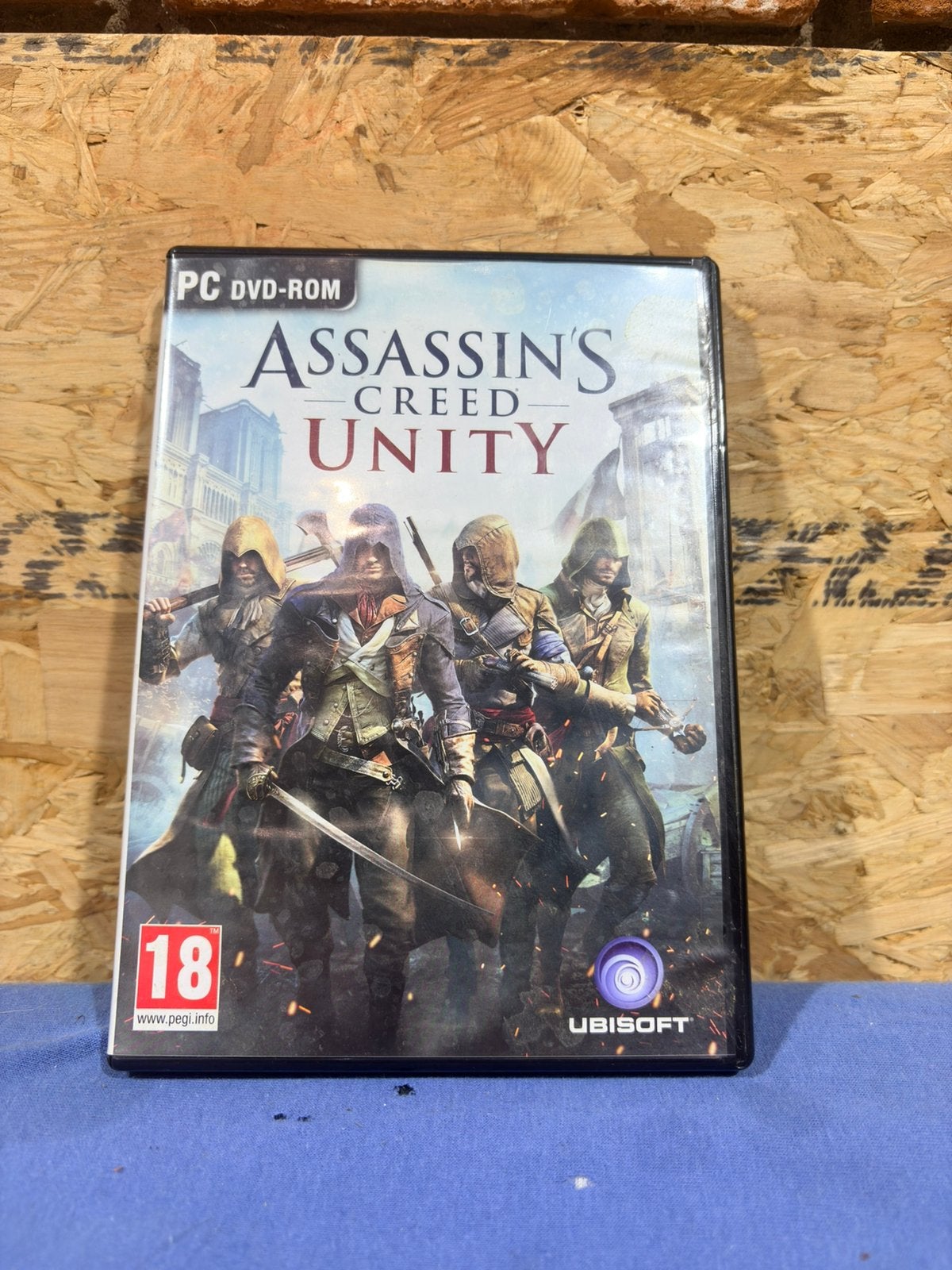 Jeu DVD Rom Ubisoft Assassin's Creed Unity pour PC, Enlèvement ou Envoi, Comme neuf