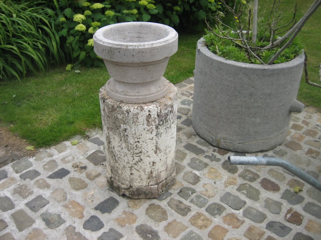 mooie oude bourgondische sokkel met tuinvaas, Jardin & Terrasse, Enlèvement, Utilisé