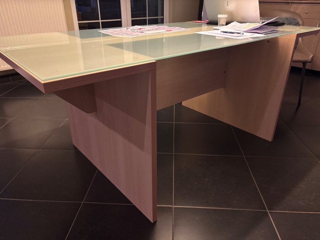 Moderne salontafel met matglazen blad – Licht eiken, Huis en Inrichting, Tafels | Salontafels, Gebruikt, 50 – 75, 50 tot 100 cm