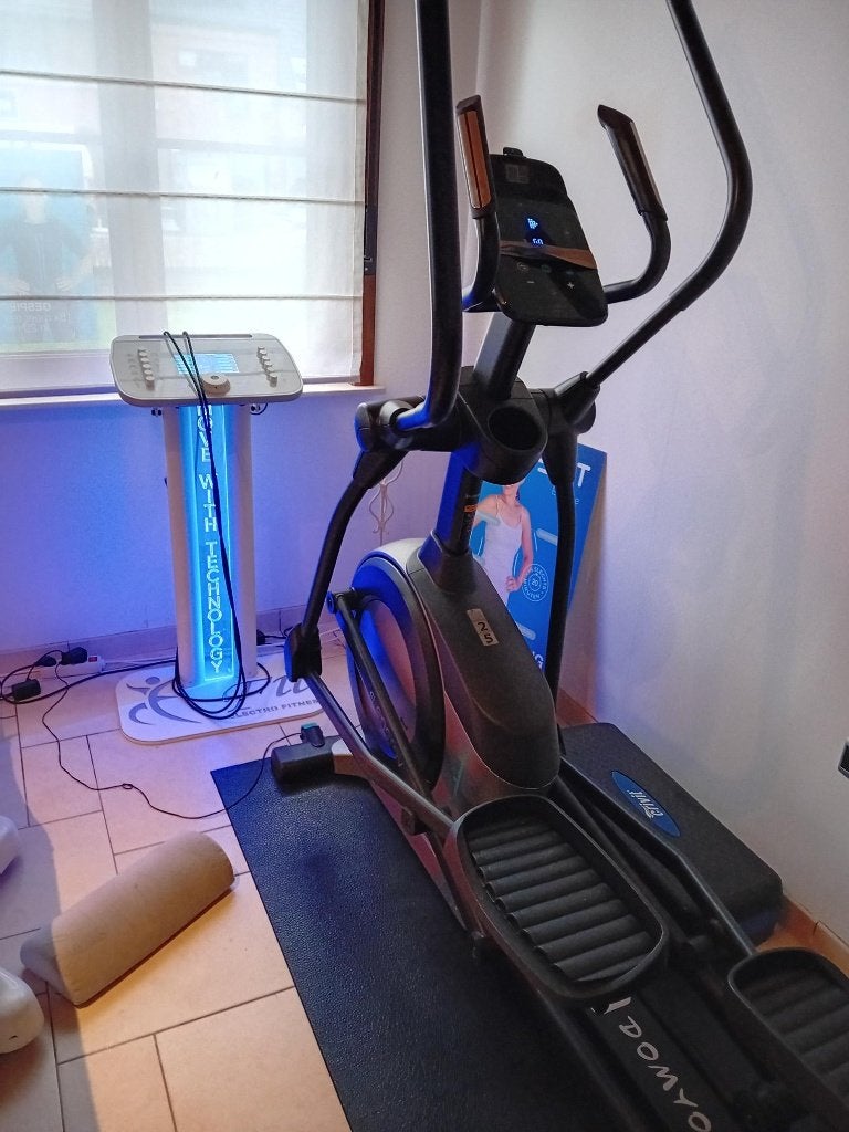 Professioneel EMS toestel, Sport en Fitness, Ophalen, Gebruikt, Benen, Overige typen