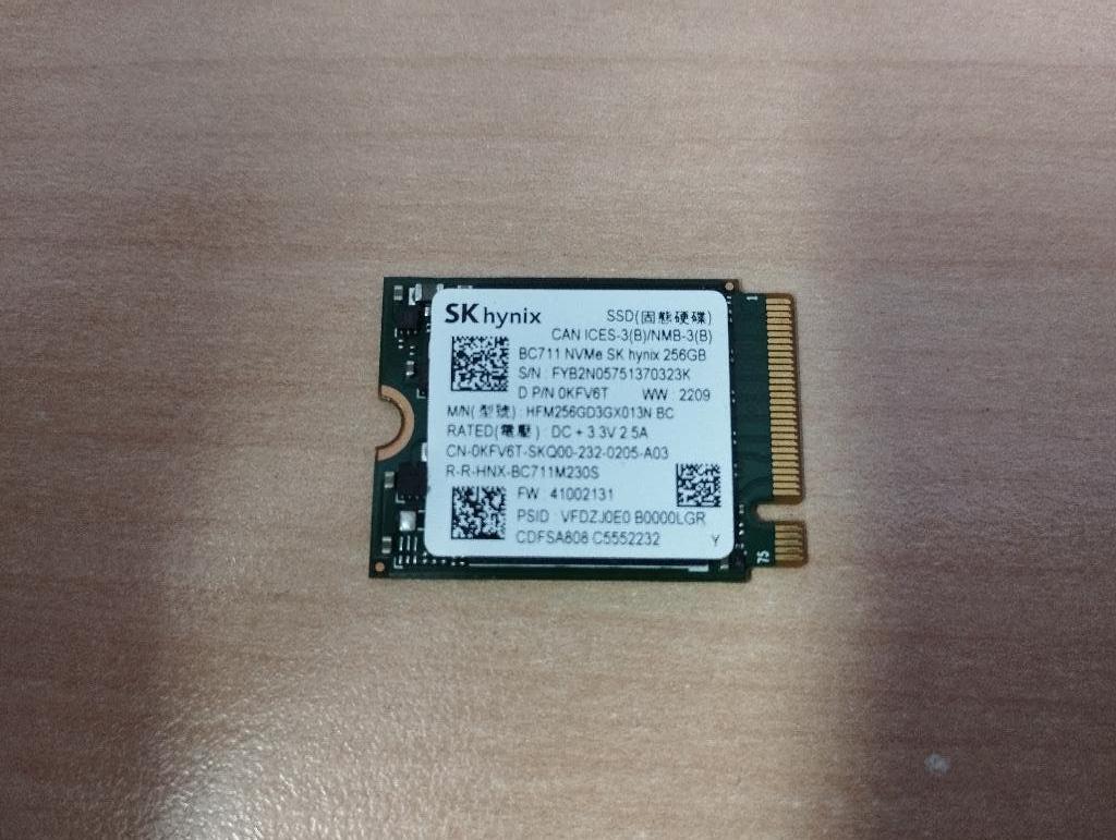 SK Hynix 256GB NVME SSD-harde schijf, Ophalen, 256GB, SSD, Zo goed als nieuw
