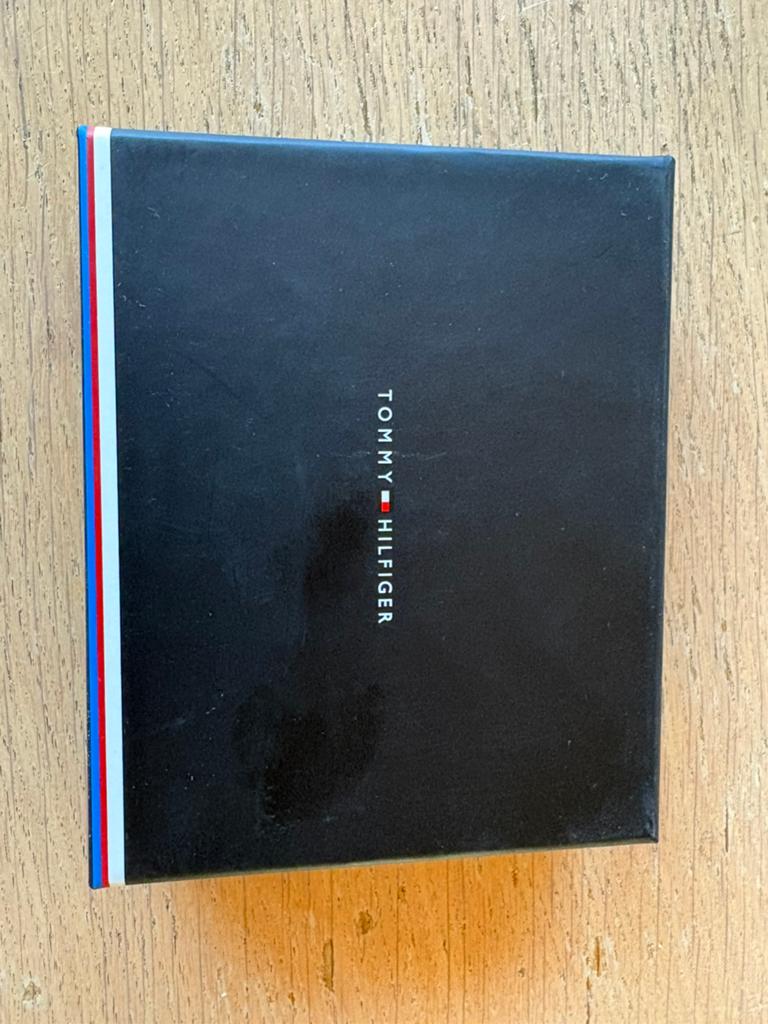Tommy Hilfiger herenportefeuille – echt leer – nieuw in doos, Handtassen en Accessoires, Portemonnees, Zwart, Nieuw, Leder, Ophalen
