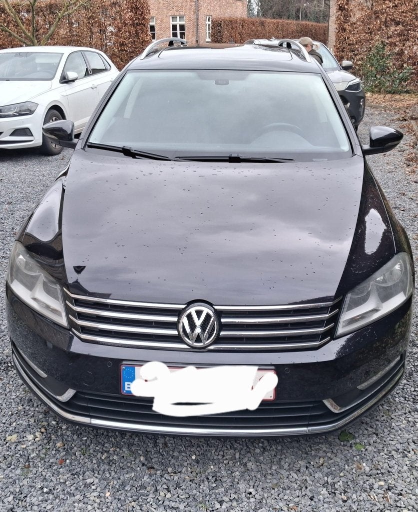 Volkswagen Passat stationwagen, Auto's, Volkswagen, Voorwielaandrijving, 4 cilinders, Zwart, Leder