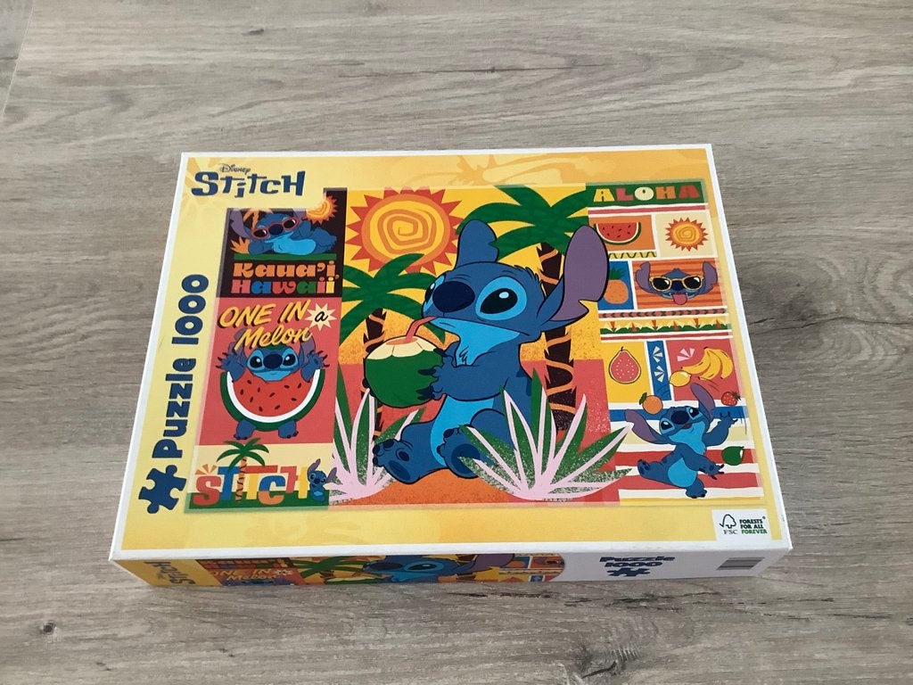 Disney Stitch puzzle (1000 stuks), Ophalen of Verzenden, 500 t/m 1500 stukjes, Zo goed als nieuw, Legpuzzel