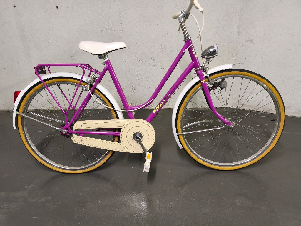 Meisjesfiets, Ophalen, Gebruikt