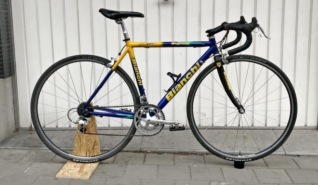 Vélo de course Bianchi, Ophalen, Aluminium