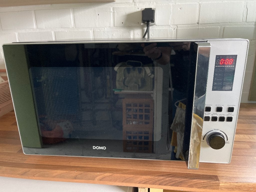 Microgolfoven Combi Domo 42L, Ophalen, Microgolfoven, Zo goed als nieuw, Draaiplateau