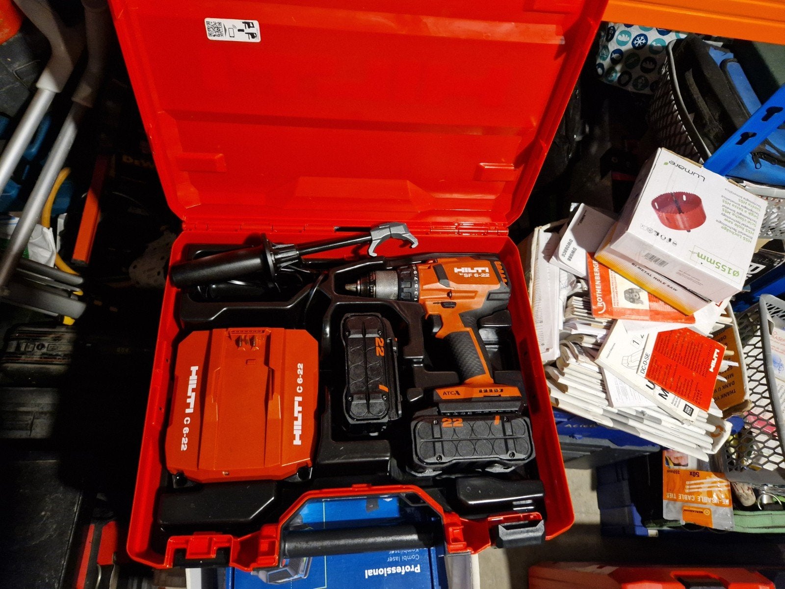 Hilti visseuse, Enlèvement, Hilti