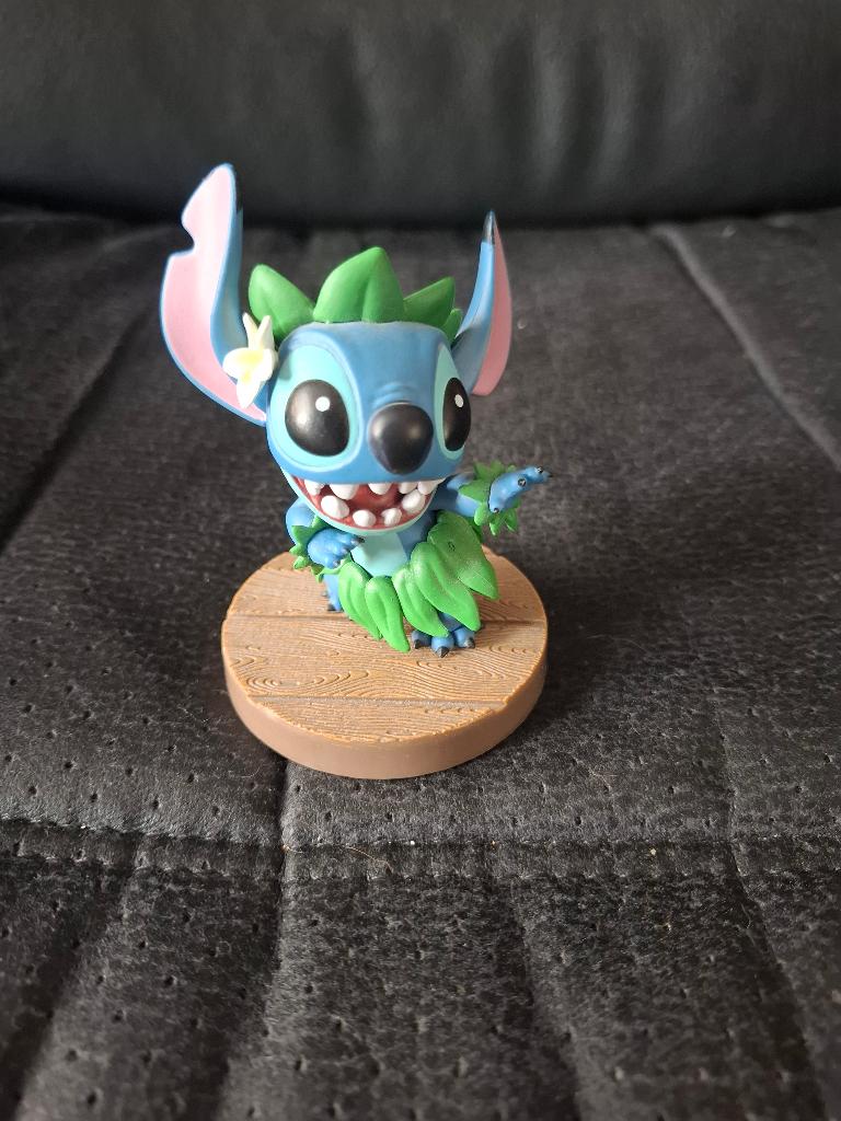 Stitch dans aloha, Verzamelen, Disney, Ophalen, Overige figuren, Zo goed als nieuw