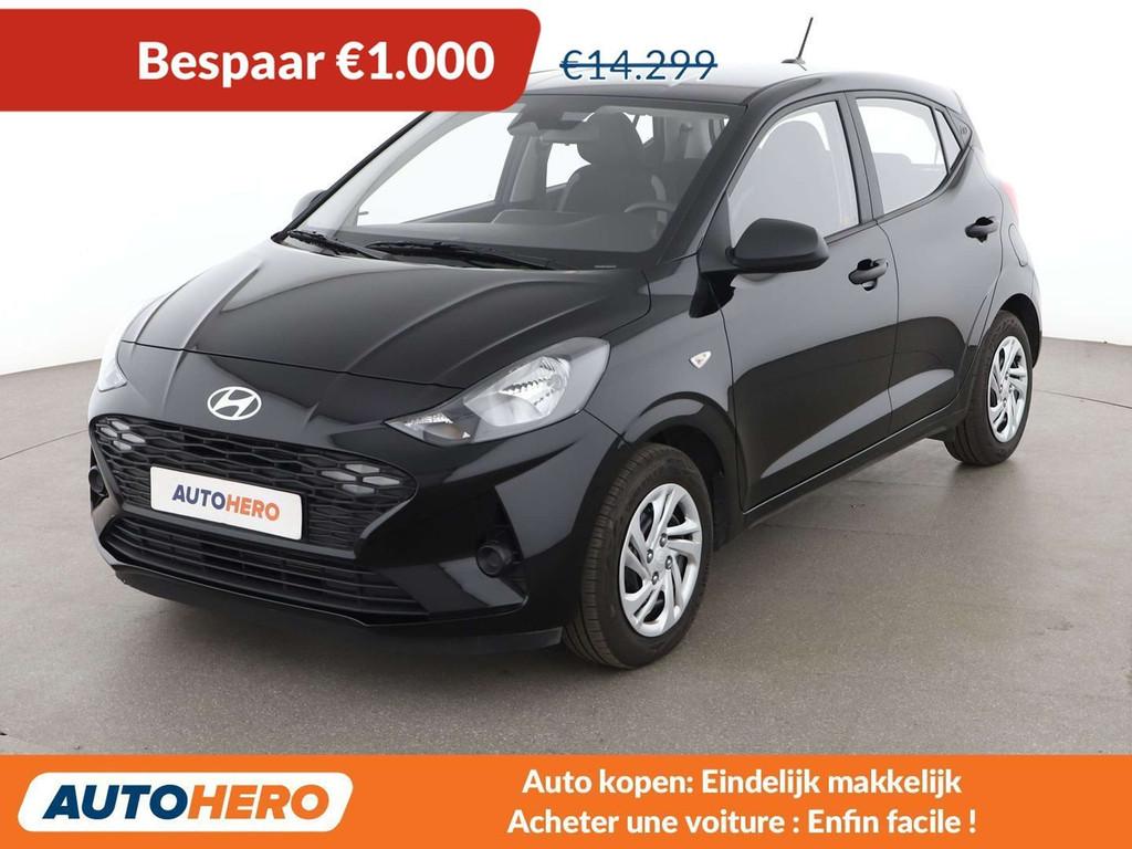 Hyundai i10 1.0 Connect & Go (bj 2024), Auto's, Voorwielaandrijving, Stof, Gebruikt, Zwart