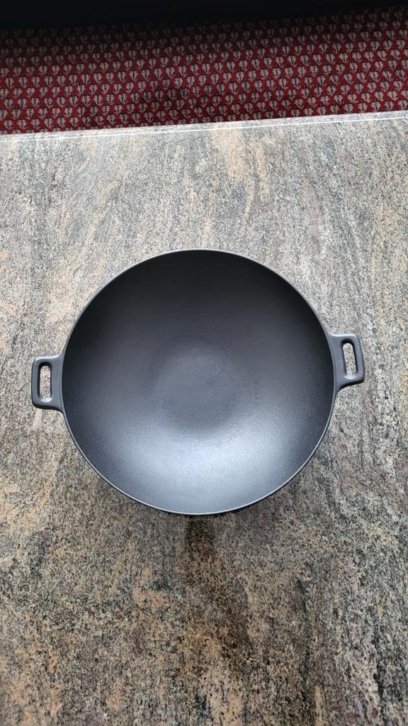 Magnifique poêle à wok en fonte fabriquée en FRANCE, Enlèvement ou Envoi