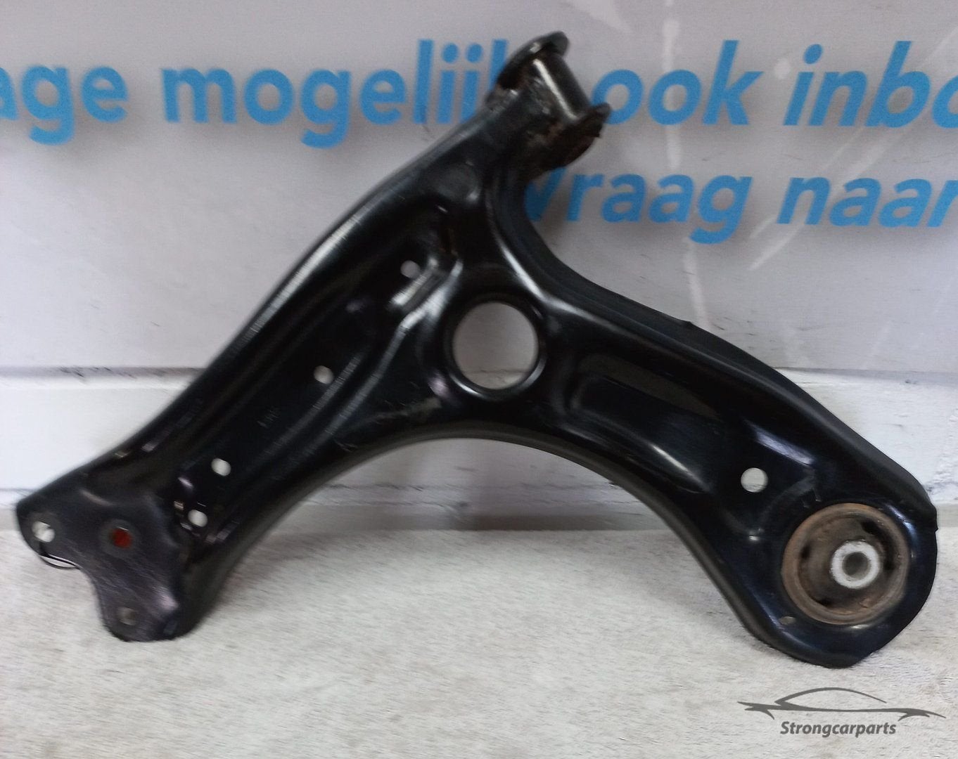 Draagarm VW Polo 6R links voor 6R0407151F, Gebruikt, Volkswagen, https://www.volkswagen.nl/contact, Antwoordnummer 6, 3800 VB Amersfoort