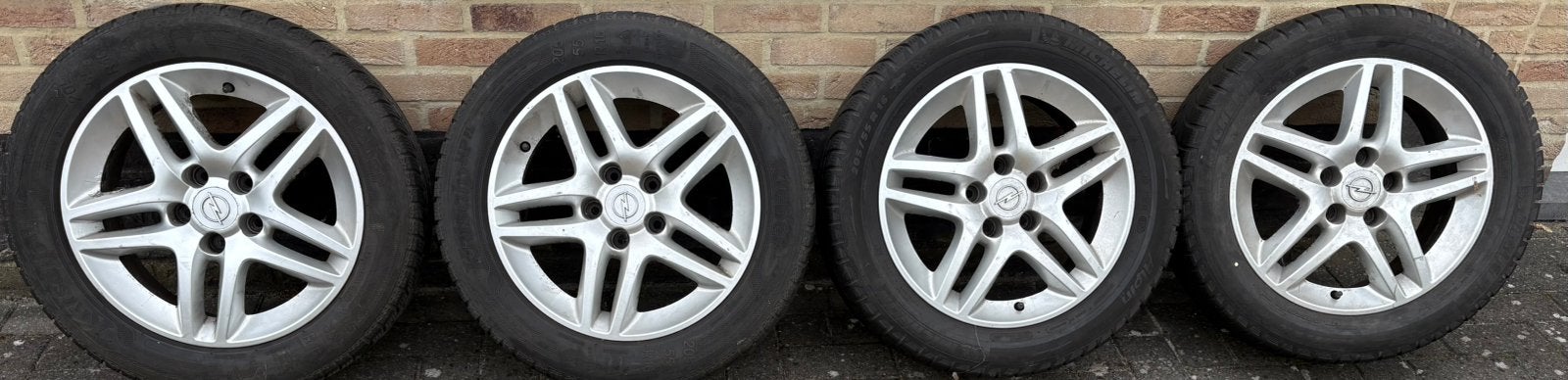 16 inch Velgen van opel astra H 2007, Auto-onderdelen, Banden en Velgen, Ophalen, Gebruikt, Velg(en), 16 inch
