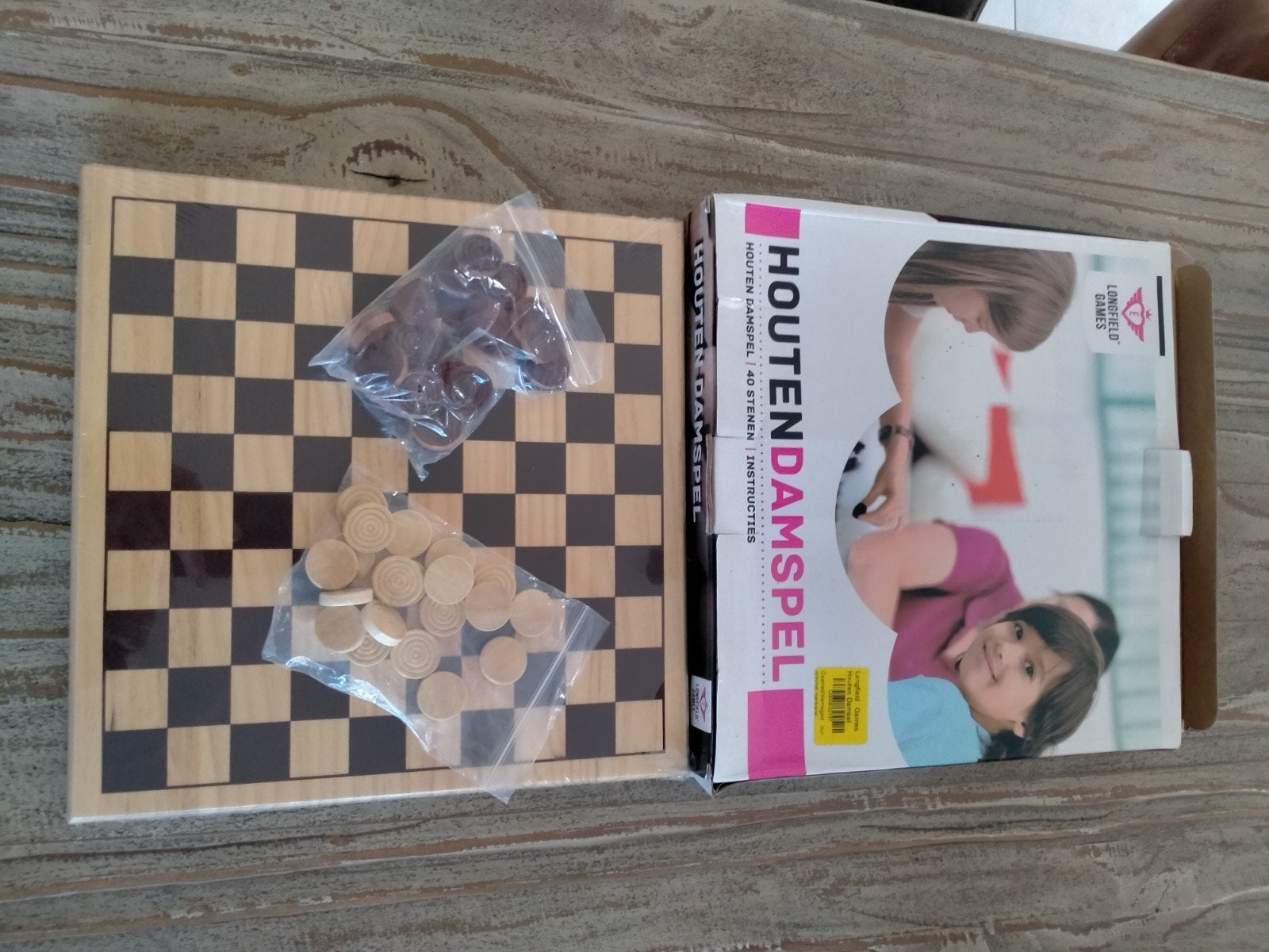 Te koop aangeboden nieuw houten damspel., Ophalen