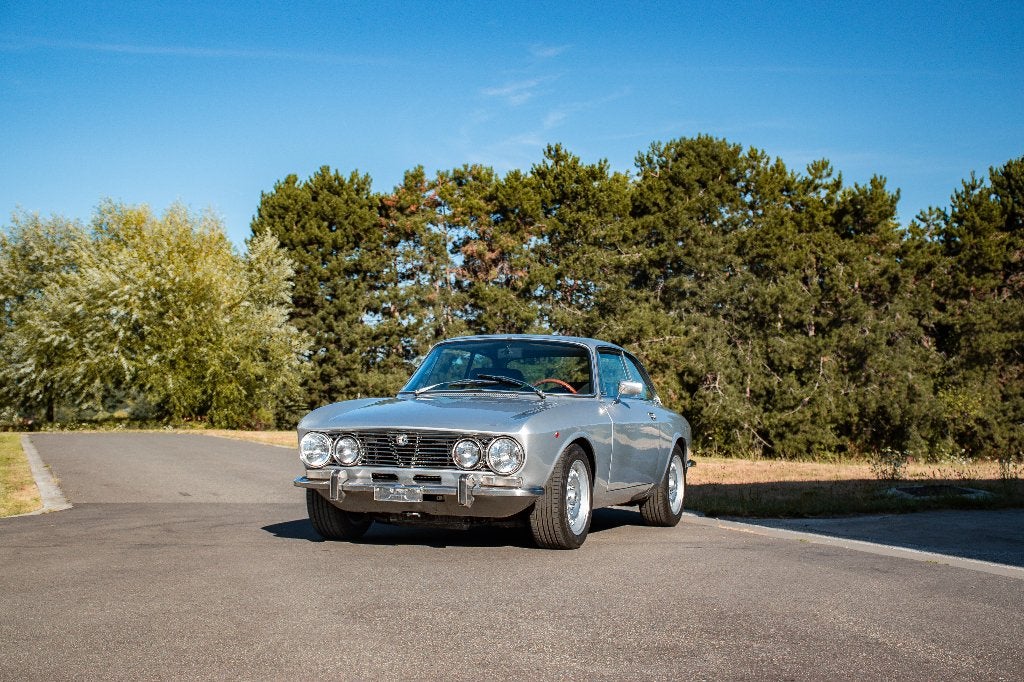 Alfa Romeo 2000 GT Veloce Bertone, Autos, Argent ou Gris, Entreprise, Noir, 2 portes