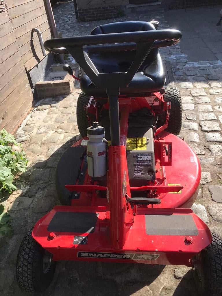 Zit grasmaaier, Tuin en Terras, Ophalen, Zo goed als nieuw