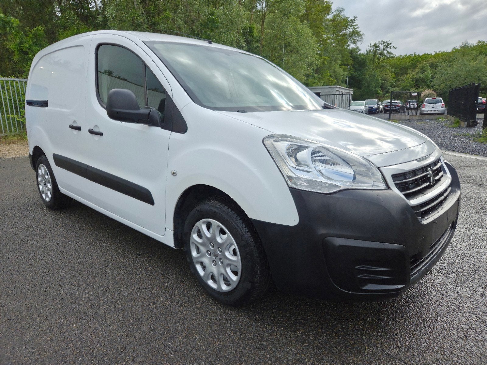 PEUGEOT PARTNER 1.6HDI EURO 6B 2018 PRÊT À IMMATRICULER, Cruise Control, Achat, Euro 6, 3 places