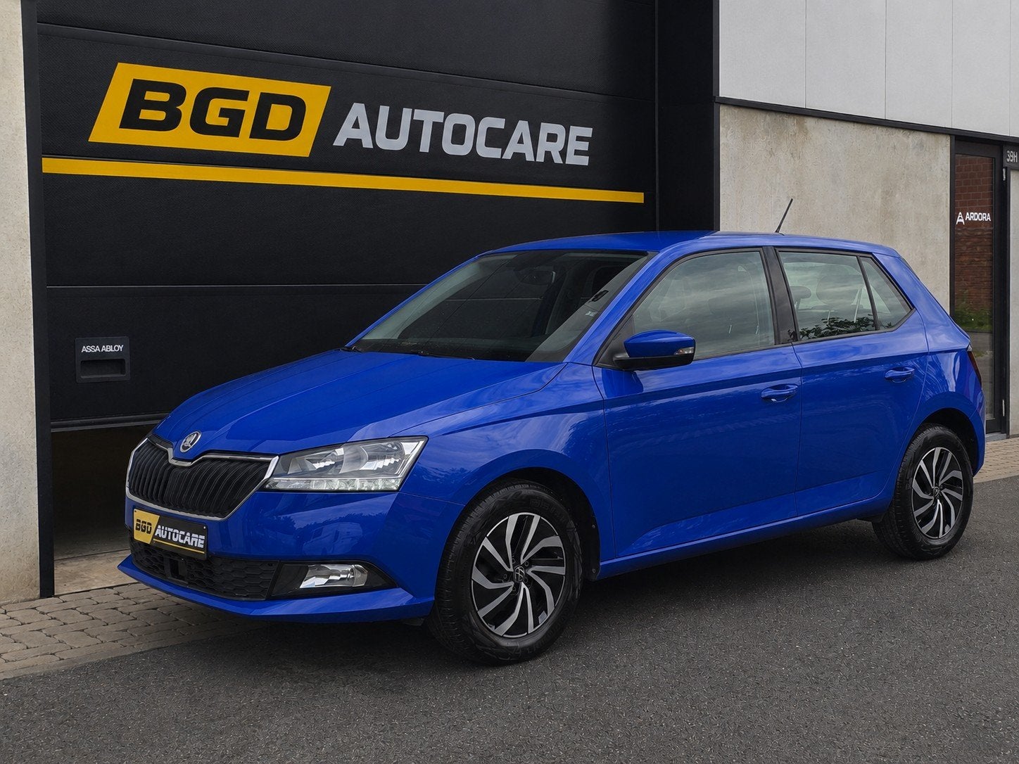 Skoda Fabia 1.0 MPI Benzine/LM Velgen/Carplay/NAV/LED/Assist, Auto's, Voorwielaandrijving, Stof, Blauw, https://public.car-pass.be/vhr/81b049a5-d1b4-49e8-ba1e-1a4df49550c2