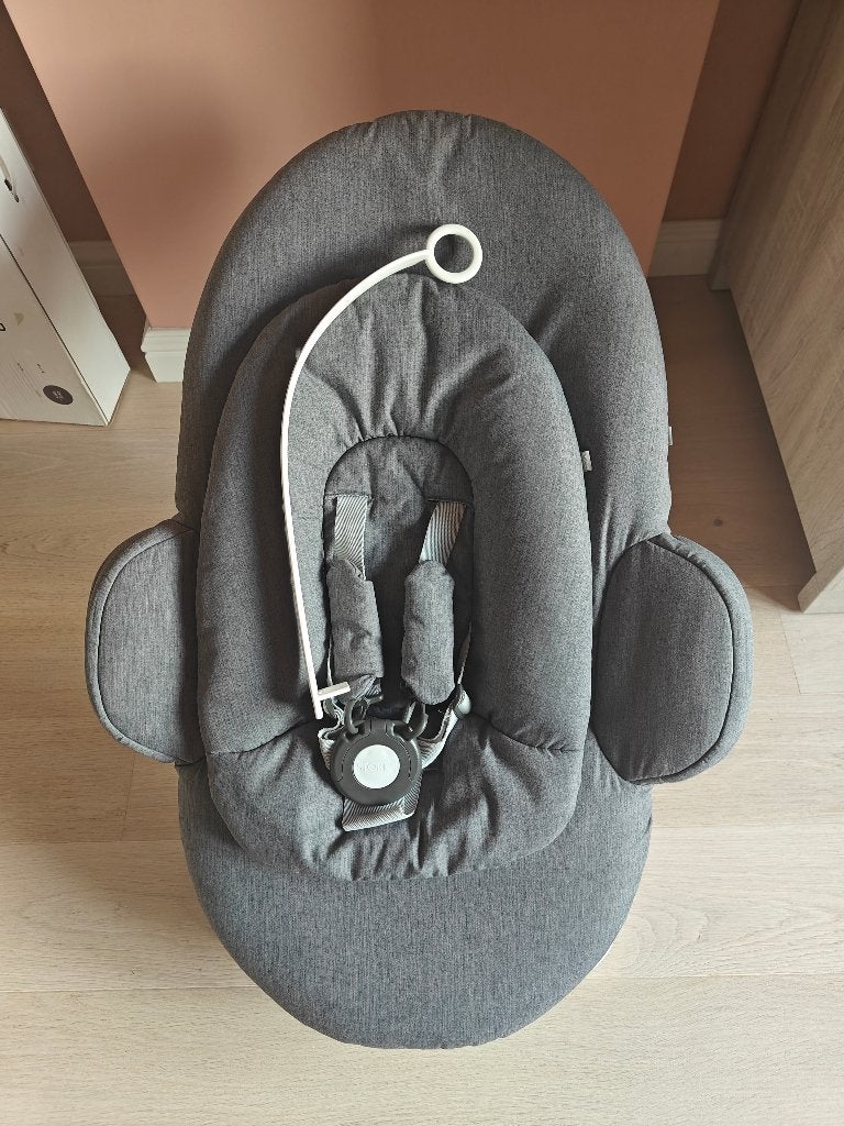 Stokke Steps bouncer, Enfants & Bébés, Autres marques, Avec ceinture(s), Comme neuf, Enlèvement