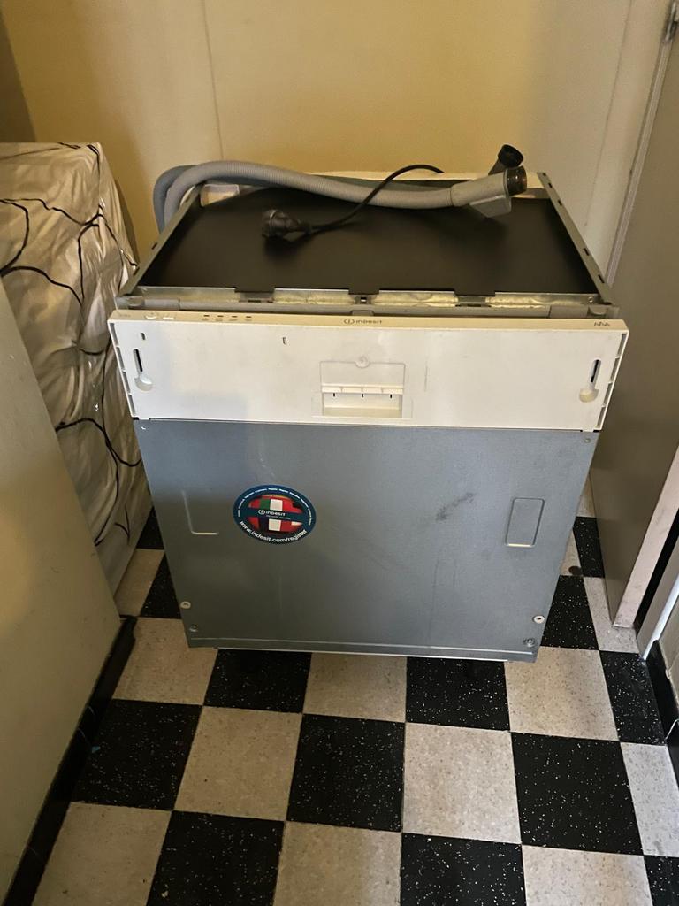 Inbouw vaatwasser indesit, Electroménager, Lave-vaisselle, Enlèvement, Comme neuf, Encastré