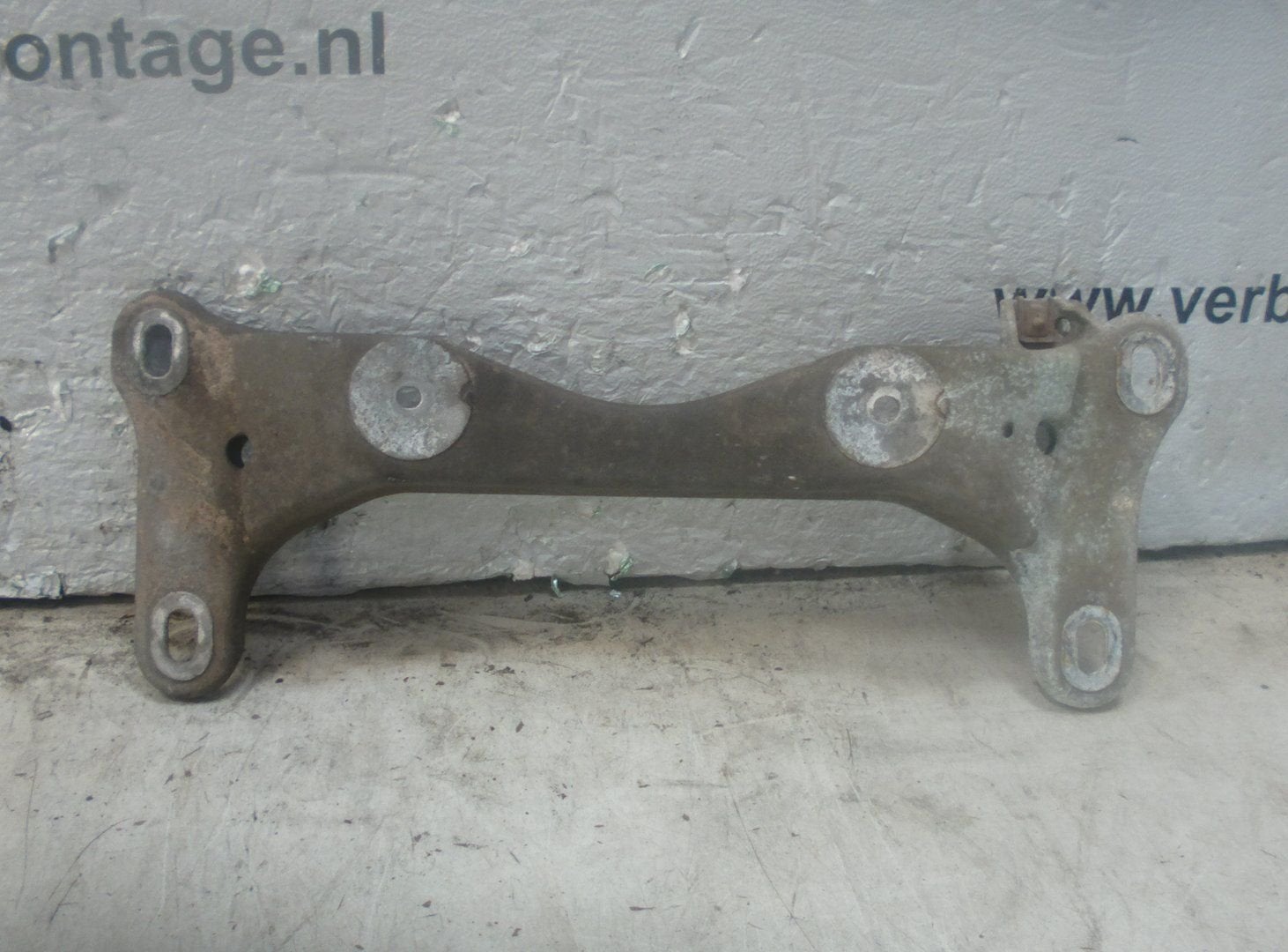 versnellingsbaksteun bmw 118i 16V N43-B20A 6 771 064 22 31, -, Utilisé, -, Enlèvement ou Envoi