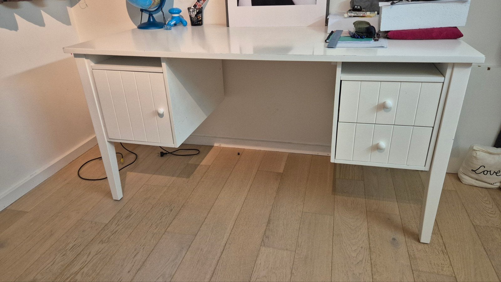 Wit bureau met opbergruimte + comfortabele zwarte bureaustoe, Huis en Inrichting, Ophalen, Gebruikt, 150 cm, 70 cm