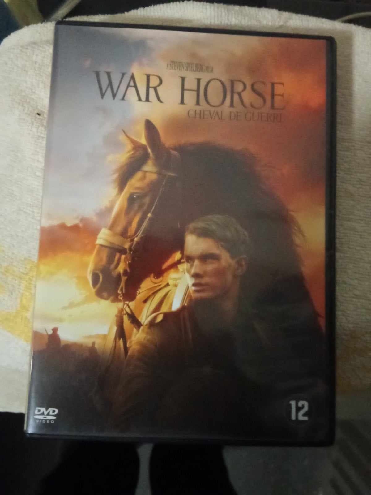 War Horse et le film DVD sont en très bon état, À partir de 12 ans, Enlèvement ou Envoi, Comme neuf, Guerre