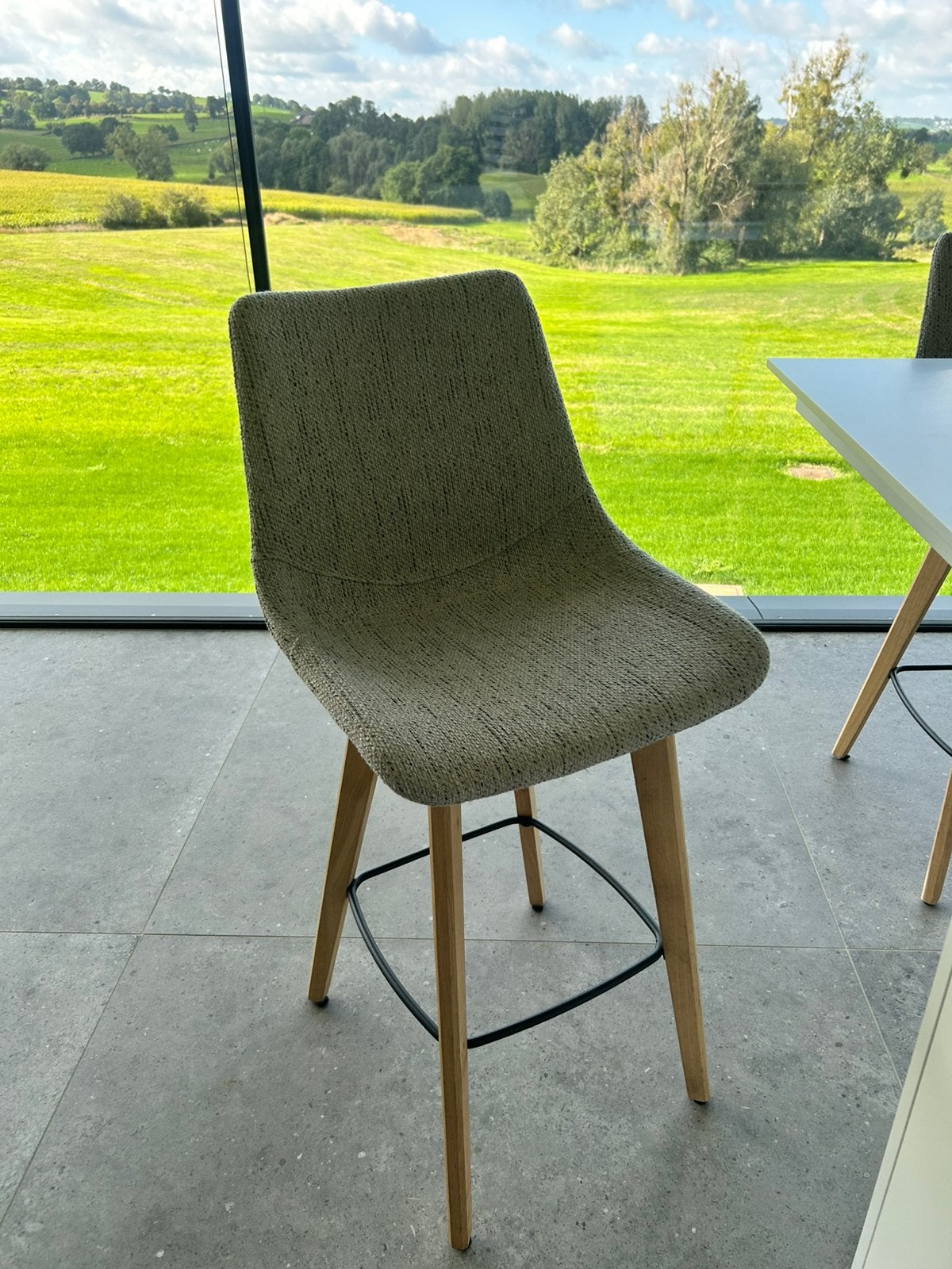 Chaises de bar hautes, Comme neuf, Enlèvement, Bois, 3 tabourets
