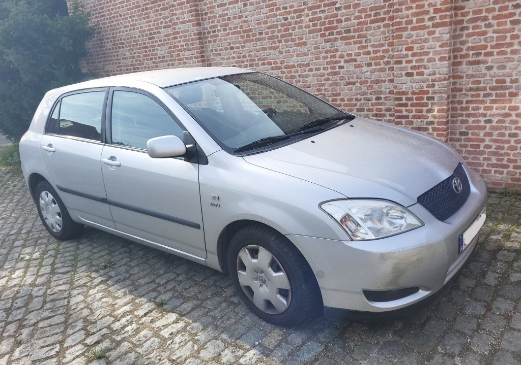 Toyota Corolla 1.6VVT-I essence approuvée à vendre, Argent ou Gris, Boîte manuelle, Corolla, Noir