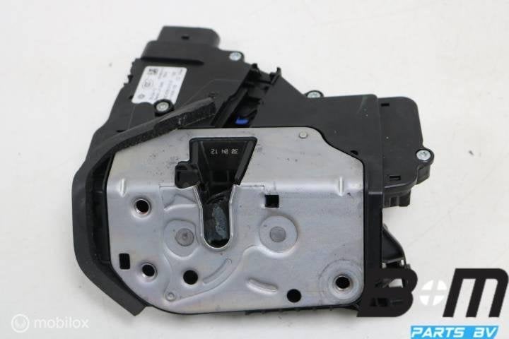 Portierslot linksachter VW Sharan 7N 7N0839015B, Utilisé