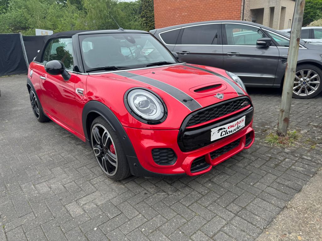 Mini Cooper 'S  John Cooper Works cabrio, Autos, Rouge, Cuir et Alcantara, Achat, Euro 6