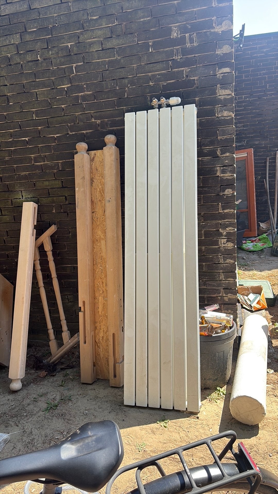 Badkamer radiator met thermostat, Enlèvement, Comme neuf