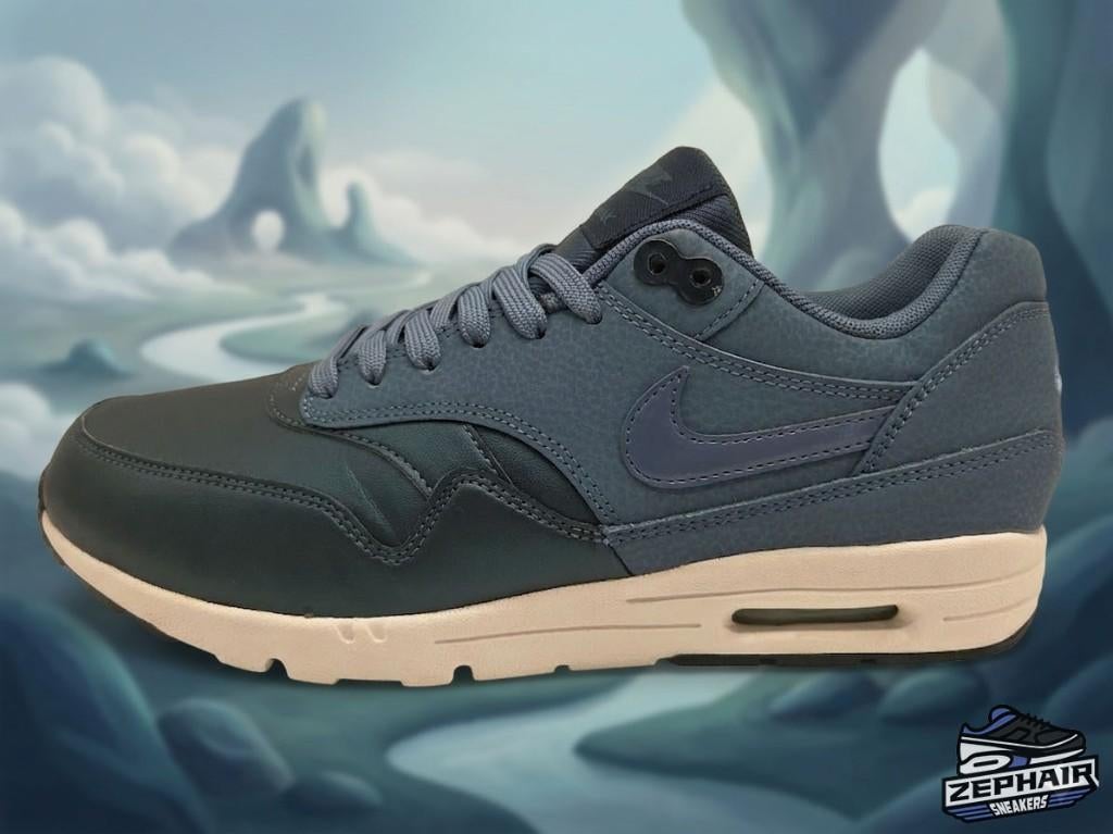 Nike Air Max 1 Ultra 'Ocean Fog' EU41 2016, Blauw, NIKE, Ophalen of Verzenden, Sneakers
