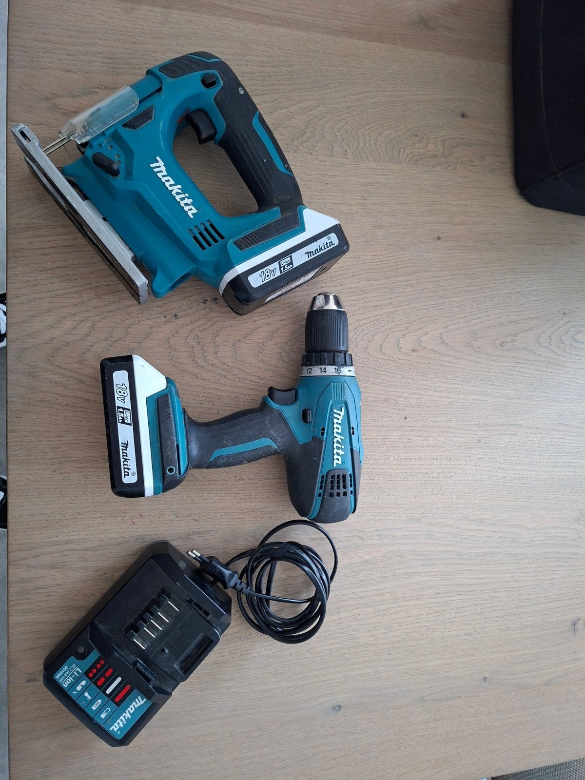 Kit Makita visseuse/scie sauteuse 18V., Bricolage & Construction, Enlèvement
