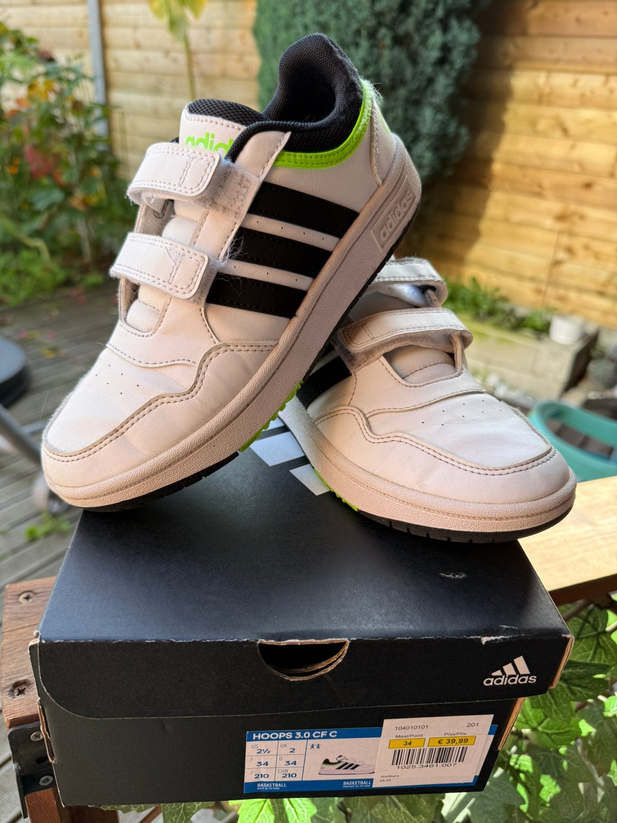 Adidas sneakers, Sport en Fitness, Ophalen of Verzenden, Gebruikt, Schoenen