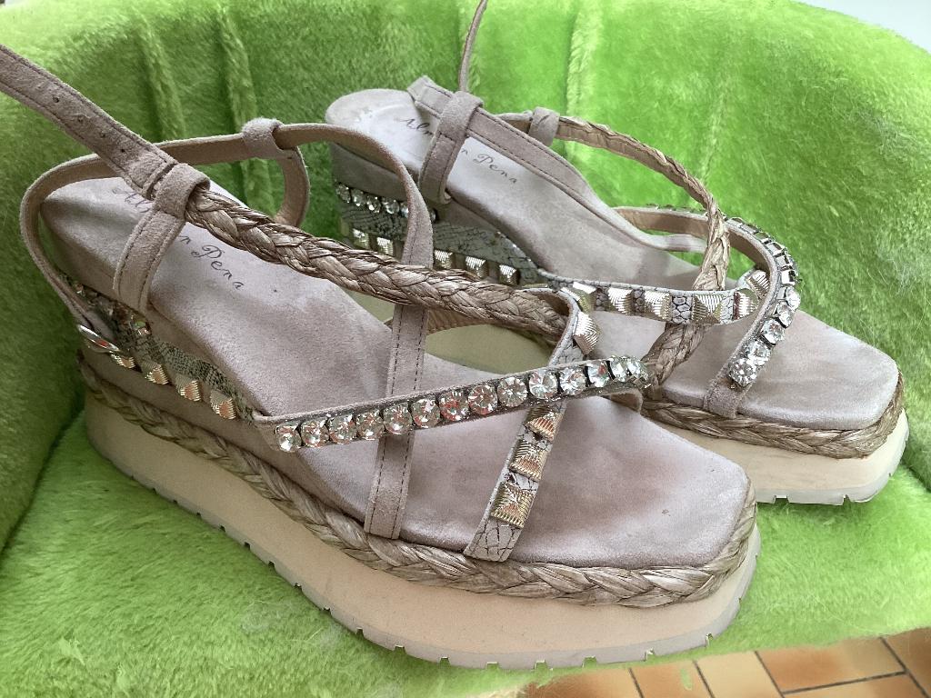 Sandalen merk Alma en Pena maat 39, Kleding | Dames, ANDERE, Zo goed als nieuw, Grijs, Sandalen of Muiltjes