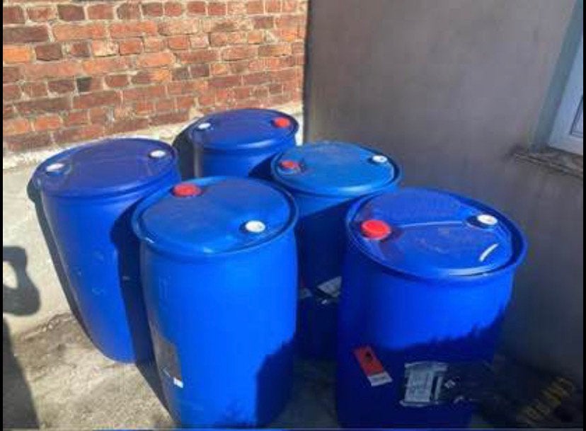 Tonneau en plastique, 220 l, 150 litres ou plus, Enlèvement, Utilisé, Autres matériaux