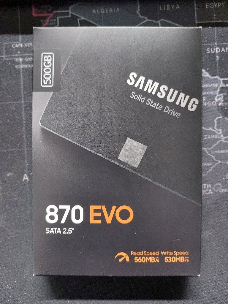 Gloednieuwe Samsung 870 EVO SSD, Computers en Software, Harde schijven, Intern, Nieuw, Ophalen of Verzenden, Samsung