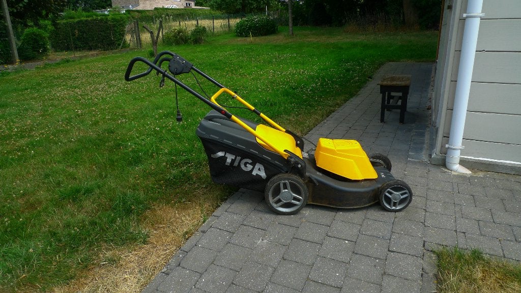 TONDEUSE À GAZON STIGA avec paillage, Jardin & Terrasse, Stiga, Tondeuse rotative, 40 à 49 cm, Utilisé