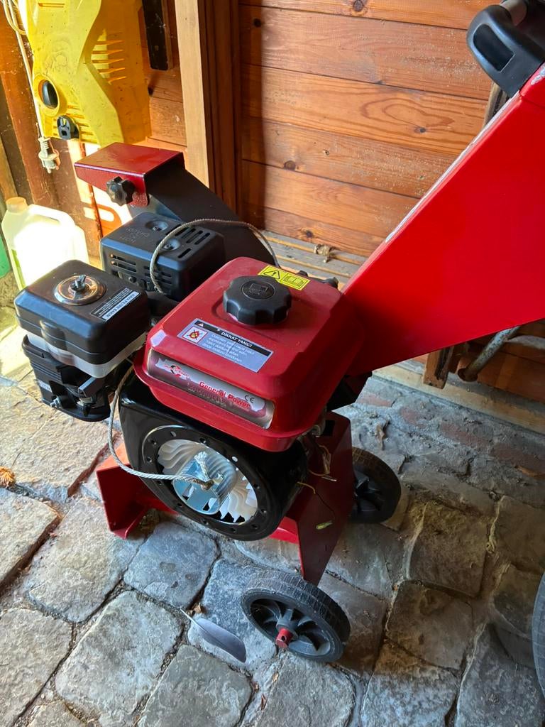 Hakselaar, Jardin & Terrasse, Déchiqueteurs, Enlèvement, Comme neuf