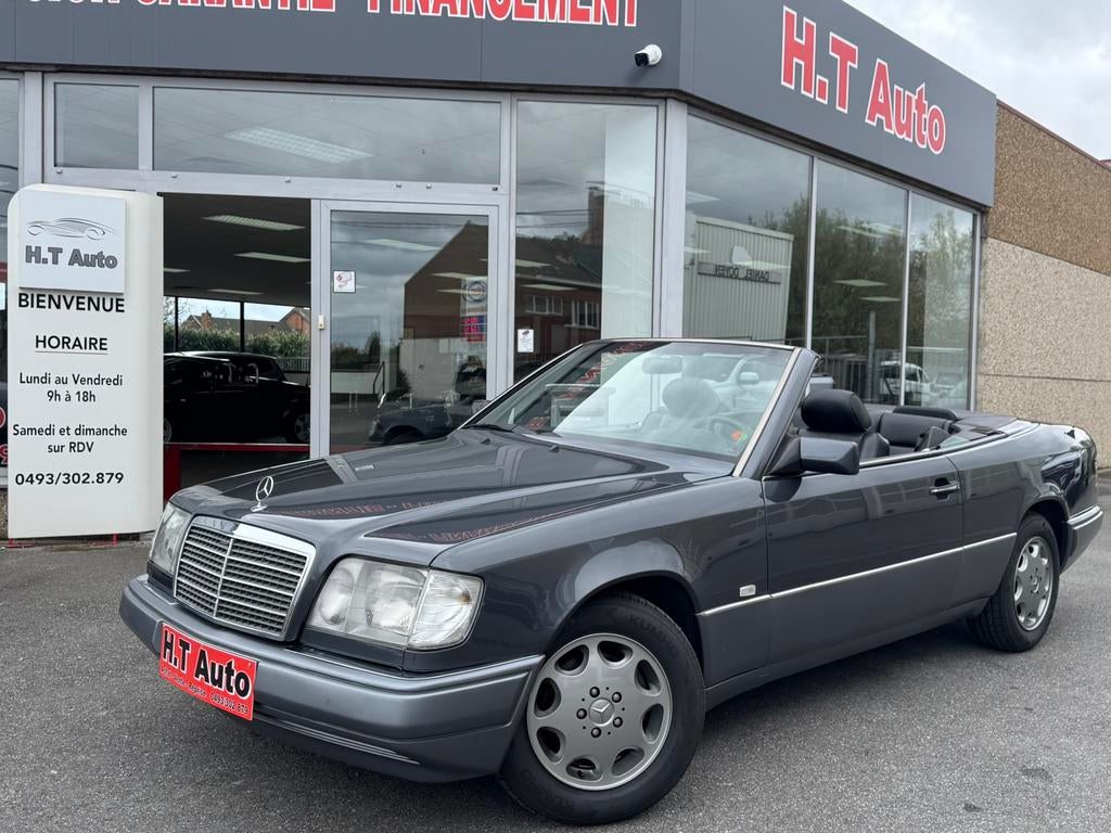 Mercedes-Benz E 200 Cabriolet/Ancetre-Oldtimer - 150.000 km!, Auto's, Mercedes-Benz, Bedrijf, Te koop, E-Klasse, ABS, Adaptieve lichten