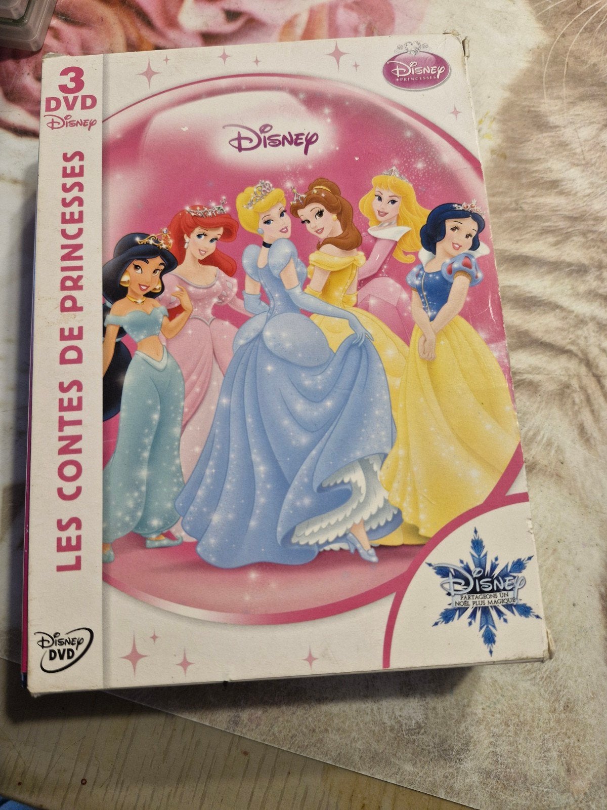 coffret 3 dvd disney les contes de princesses en bone etat, Enlèvement ou Envoi, Comme neuf, Français