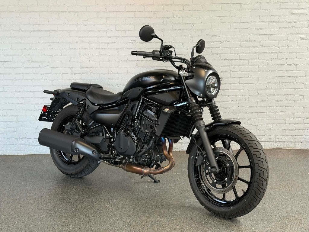 kawasaki - eliminator 500 se - Moto Center Mertens, Chopper, 451 cc, Minimaal motorrijbewijs A2, Handgeschakeld