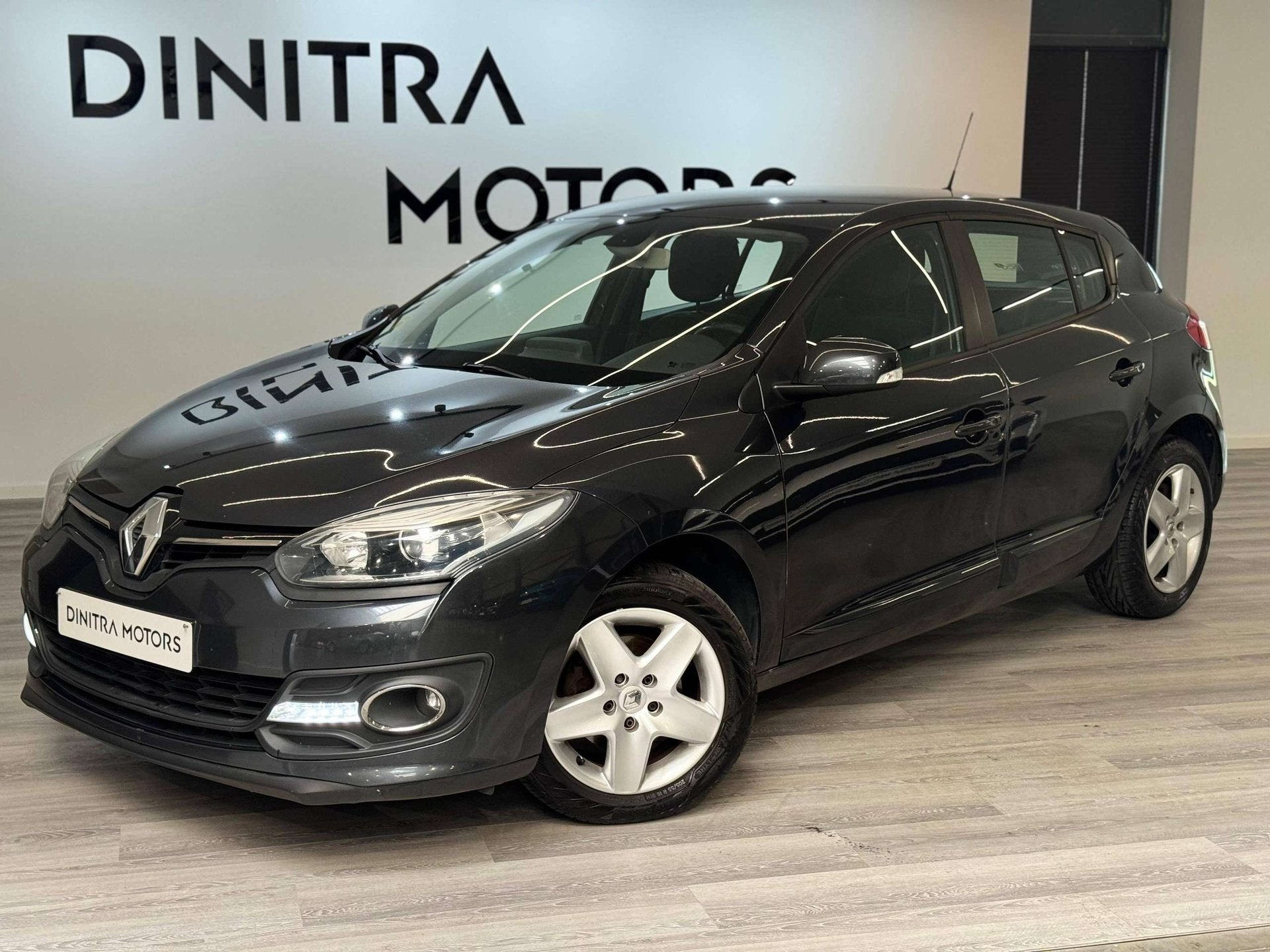 Renault Megane 1.2 TCe Energy TomTom Edition - Navi/Cruise/K, 1197 cm³, Achat, Entreprise, Entretenue par le concessionnaire